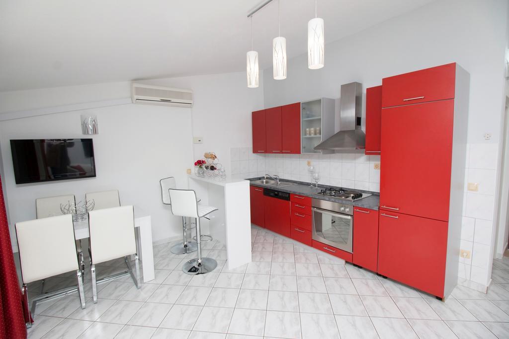 Antonio Apartment Pisak