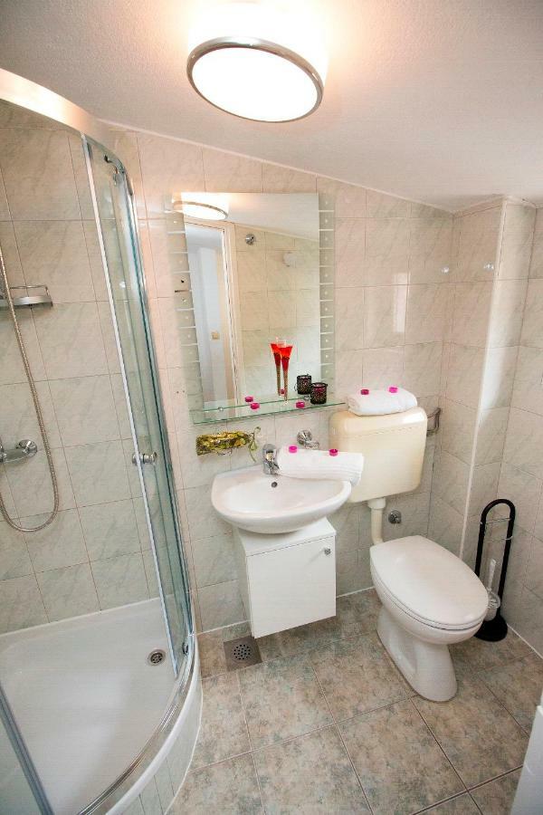 Antonio Apartment *